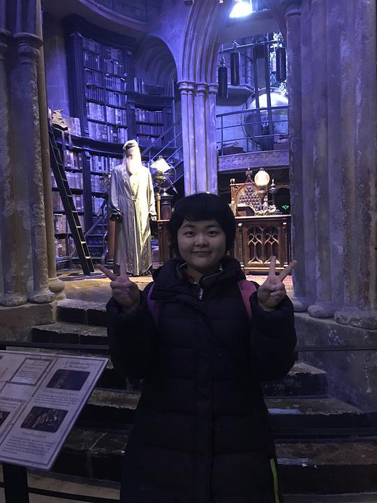 英国伦敦吃瓜视频,吃瓜群众围观奇观